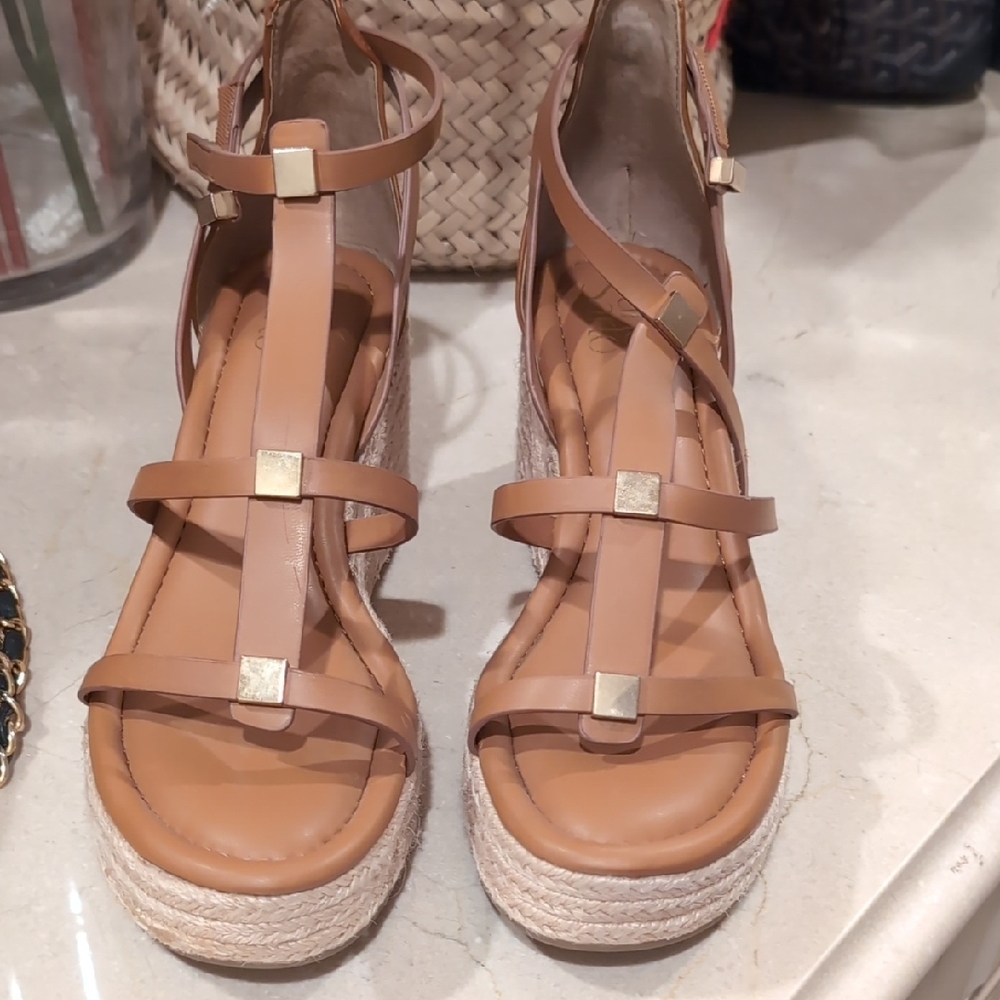 Women's Tan Wedge Sandals